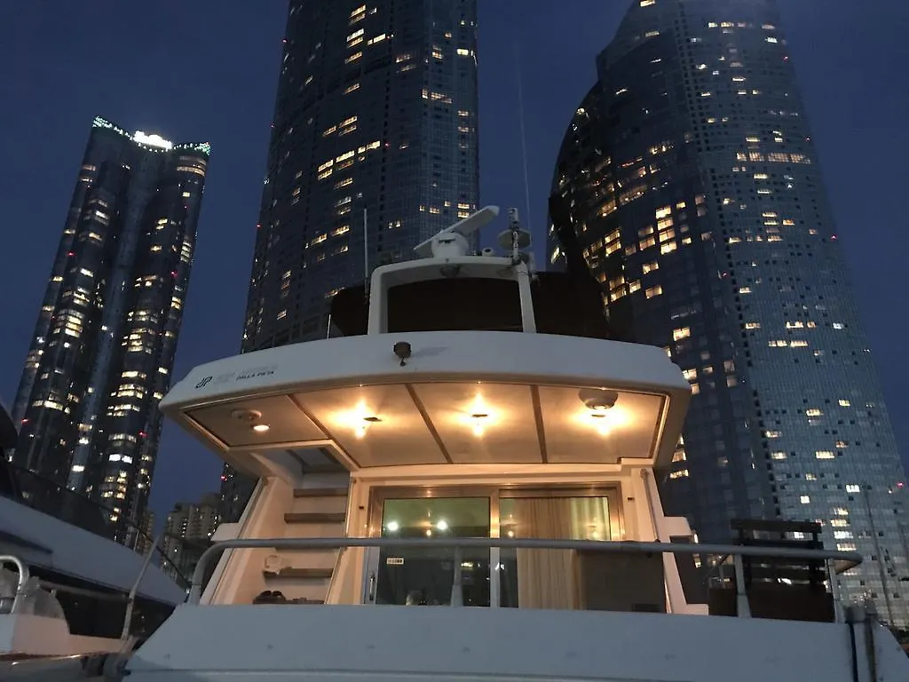 Sea And Yacht Hotel Busan