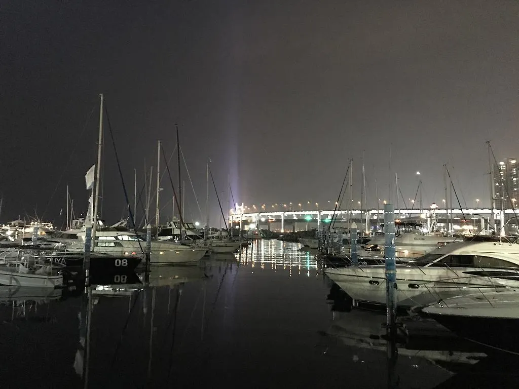 Sea And Yacht Hotel Busan Botel