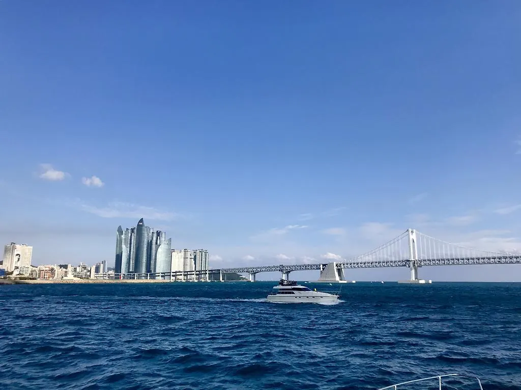 Sea And Yacht Hotel Busan