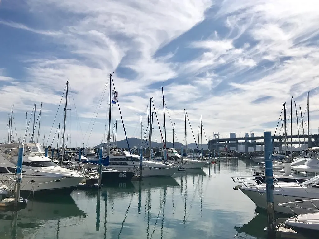 Sea And Yacht Hotel Busan